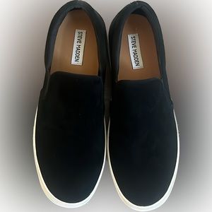 Steve Madden Slip Ons